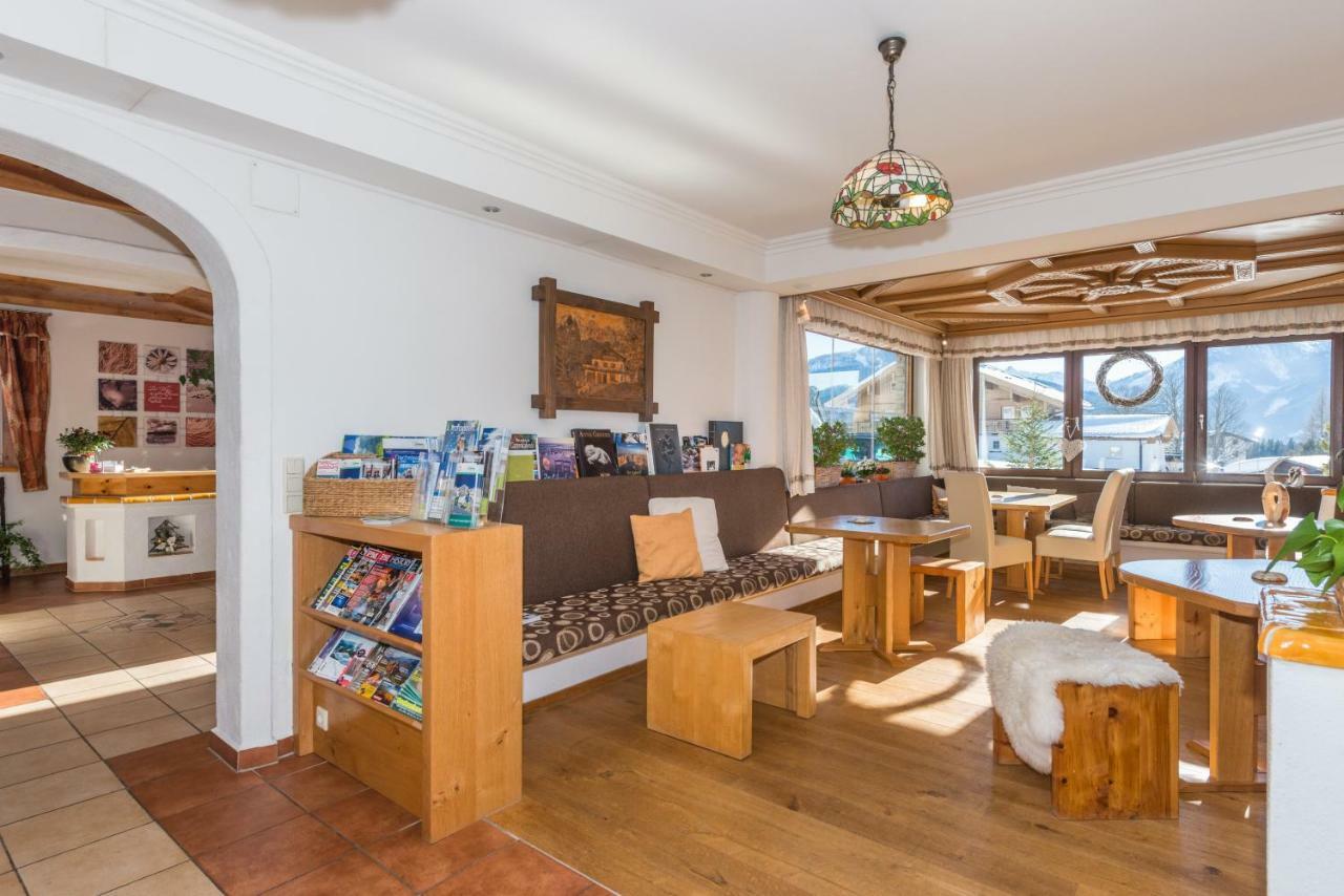 Landhaus & Ferienwohnungen Bergrast Aparthotel 4*